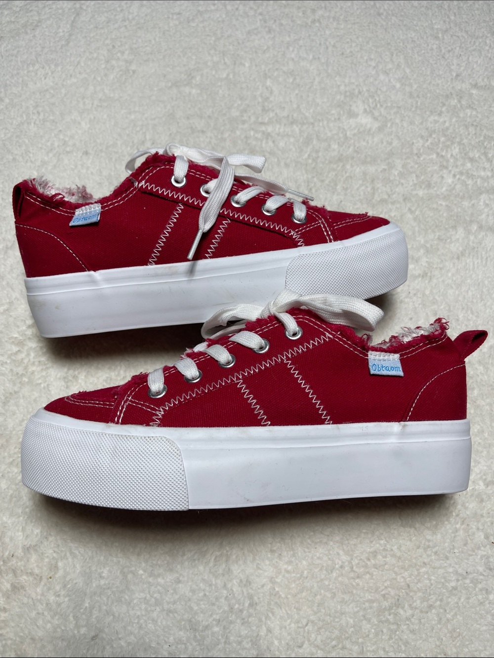 Obtain Women's Red Platform Canvas Sneakers with White Sole Size 6